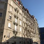 Grande Chambre Au Bord Du Lac